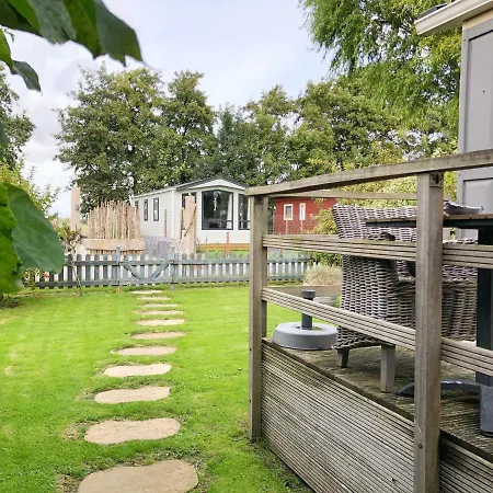 Chalet 511 Op Recreatiepark De Wielen