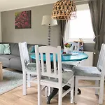 511 Op Recreatiepark De Wielen Chalet