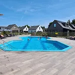 Chalet 511 Op Recreatiepark De Wielen