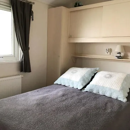 511 Op Recreatiepark De Wielen Sint Maarten